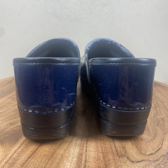 Dansko Professional Clogs Womens Navy Blue Size 37 Size 7 Patent Leather Shoes - Picture 3 of 9